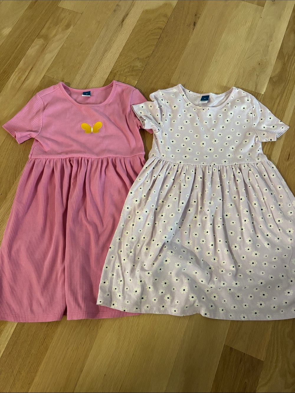 Old Navy Pink Duo: Solid Pink Dress & Light Pink Daisy Dress 5T